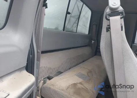 1999 Ford F-250 Lariat/Xl/Xlt from USA, damaged, VIN 1FTNX21F7XEE38446